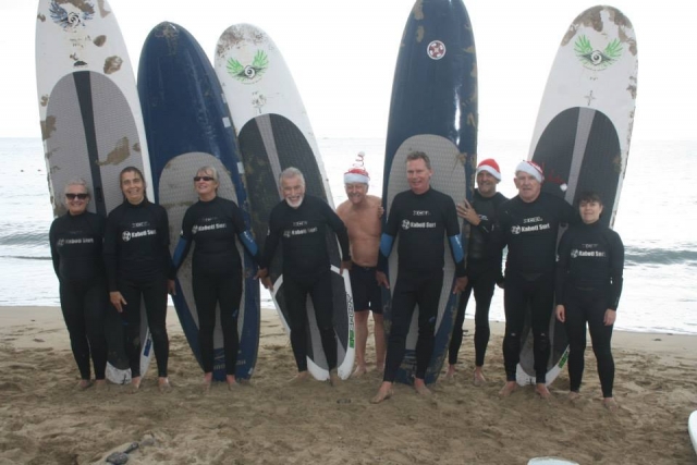 Campamento de surf para todas las edades.jpg